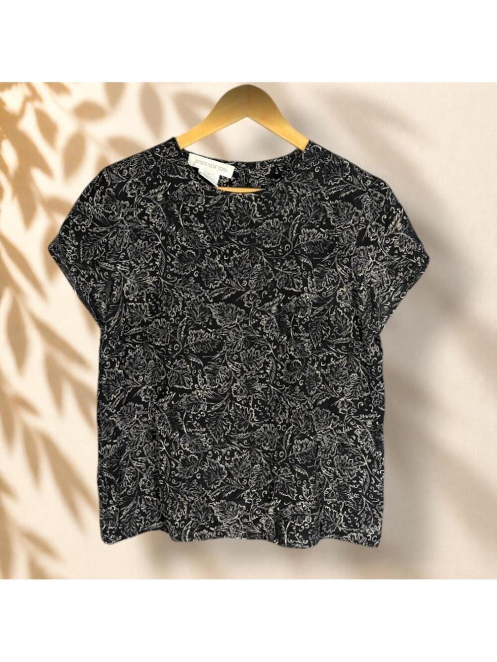 Jones New York Blouse Women 8 Black Floral Short Sleeve Crew Neck Silk Casual